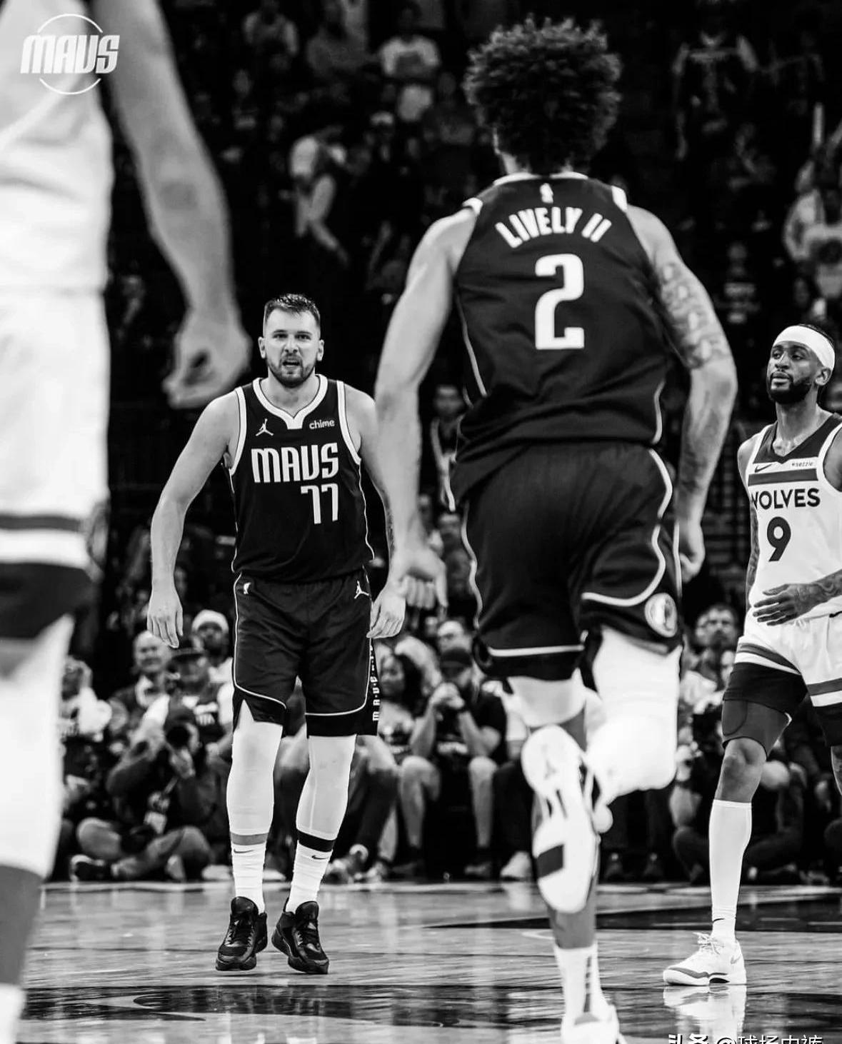 独行侠擒下灰熊，东契奇再度神奇(nba独行侠球员东契奇是哪个国家)